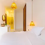 Bed & Breakfast Monje Alacati *
