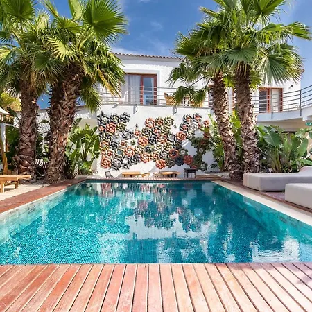 Monje Alacati Bed & Breakfast